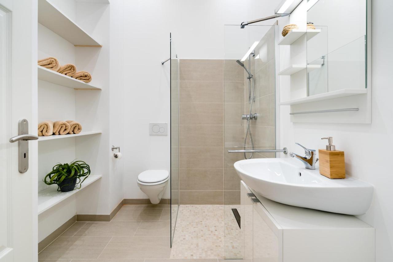 The Lohmeyerstr Vh Rechts, Lovely 2 Bedroom Up To 4 Appartamento *